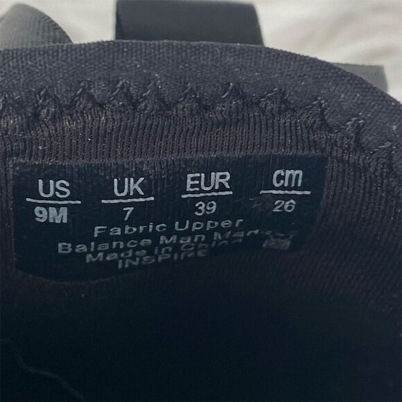 Bzees Women's Inspire Black Lace-Up Slip-On Walking Sneakers Size 9M - Picture 6 of 8